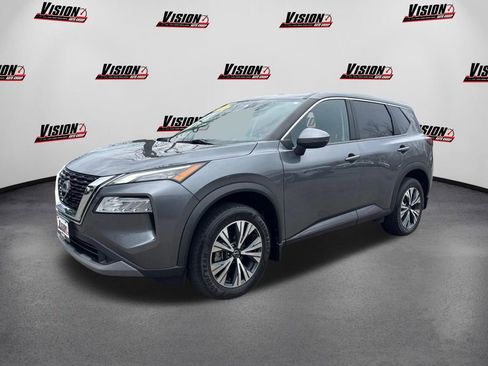 Used 2022 Nissan Rogue SV image 1
