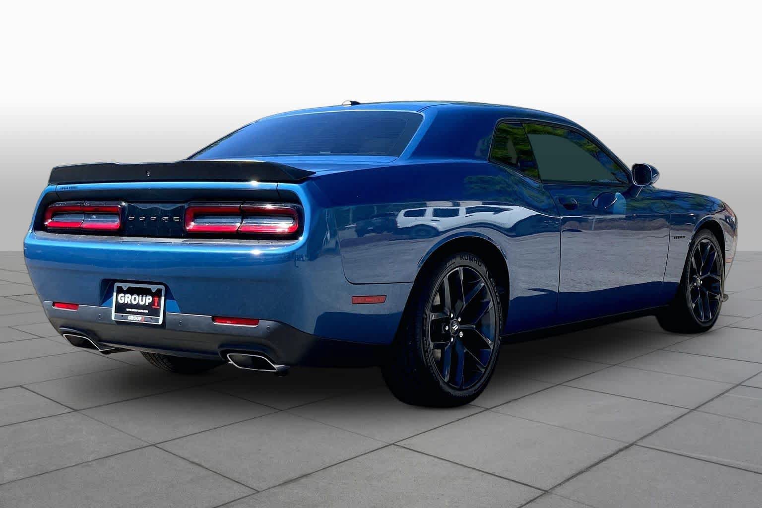 Used 2021 Dodge Challenger R/T w/ Blacktop Package RWD image 13