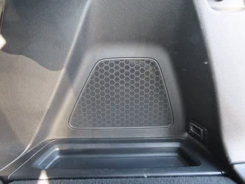 Certified 2023 Honda Pilot Sport image 12