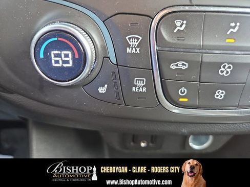 Used 2023 Chevrolet Traverse LT w/ LPO, Floor Liner Package AWD/4WD image 8