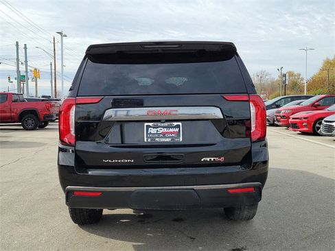 Used 2023 GMC Yukon AT4 image 5