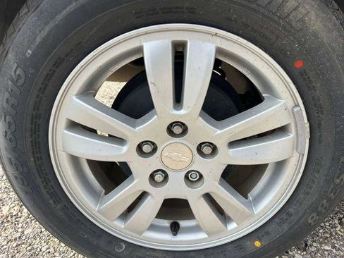 Used 2016 Chevrolet Sonic LT image 9