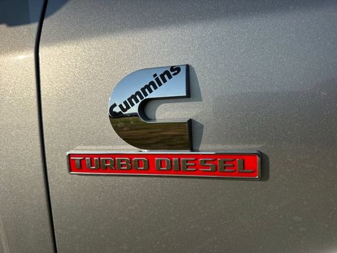 Used 2021 RAM 2500 Laramie AWD/4WD image 5