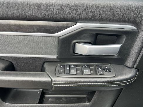 Used 2021 RAM 2500 Big Horn w/ Level 1 Equipment Group image 17