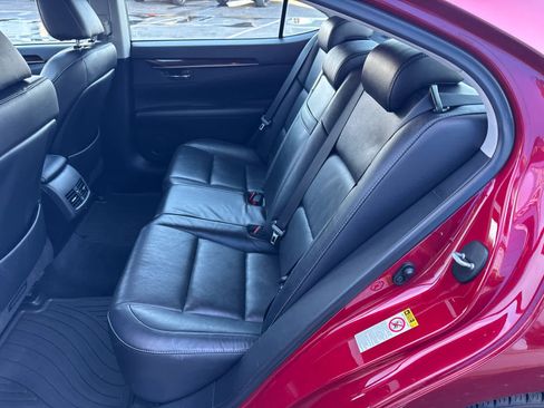 Used 2014 Lexus ES 350 w/ Luxury Package image 14