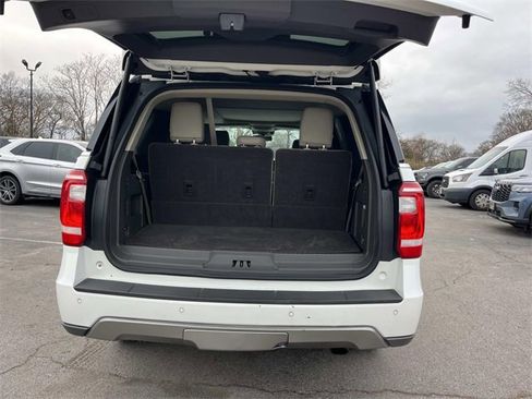 Used 2020 Ford Expedition XLT w/ Equipment Group 202A image 13