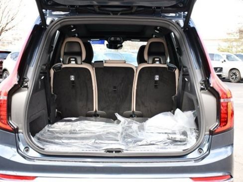 New 2026 Volvo XC90 B5 Plus w/ Protection Package Premier image 27