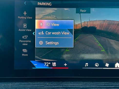 New 2026 BMW X6 xDrive40i image 22