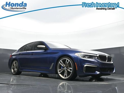 Used 2020 BMW M550i xDrive w/ Dynamic Handling Package AWD/4WD image 24