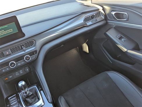 Used 2023 Acura Integra A-Spec image 18