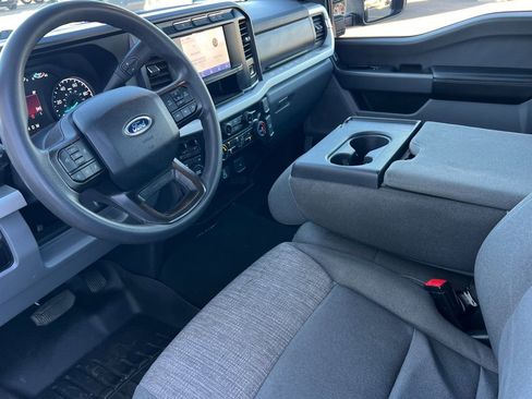 Used 2024 Ford F350 XLT w/ FX4 Off-Road Package image 11