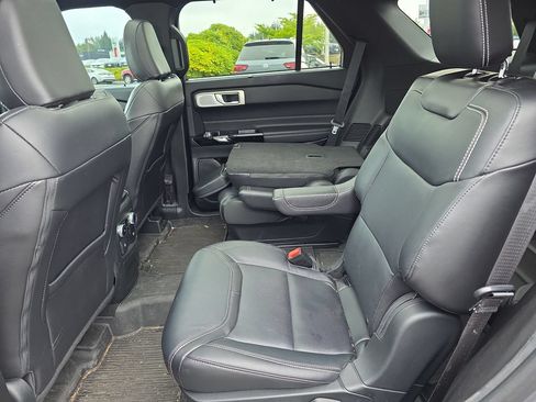 Used 2023 Ford Explorer ST w/ Equipment Group 401A AWD/4WD image 9