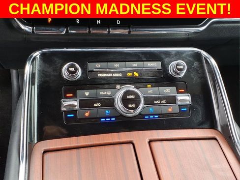 Used 2023 Lincoln Navigator Reserve image 18