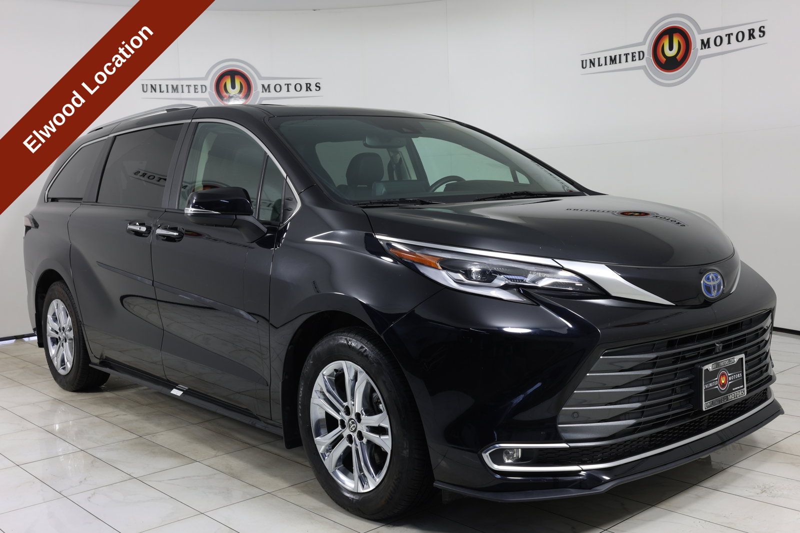 Used 2023 Toyota Sienna Platinum w/ Protection Package (TMS) AWD/4WD image 35