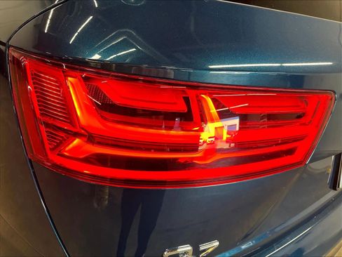 Used 2018 Audi Q7 3.0T Prestige w/ Prestige Package AWD/4WD image 31