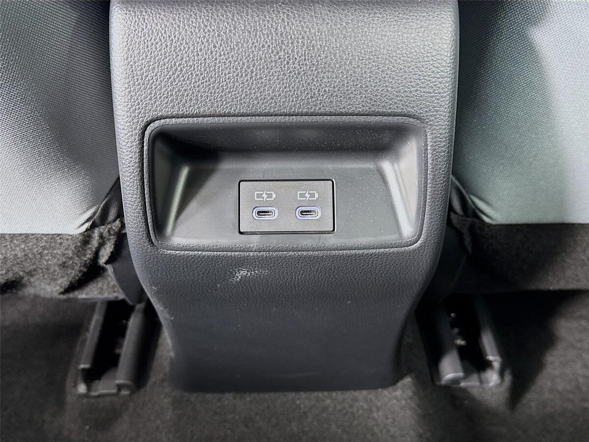 Used 2024 Toyota Corolla SE FWD image 23
