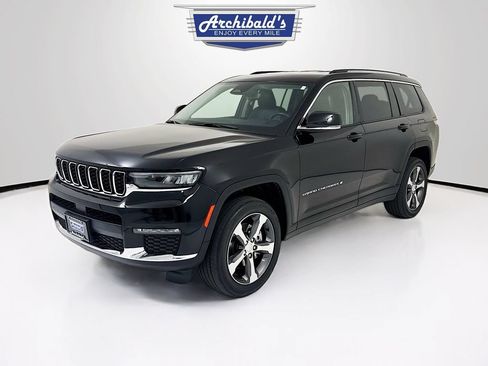 Used 2023 Jeep Grand Cherokee L Limited AWD/4WD image 3