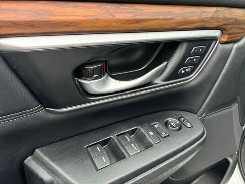 Used 2021 Honda CR-V EX-L image 17