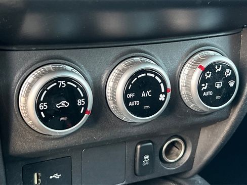 Used 2020 Mitsubishi Outlander Sport ES image 24