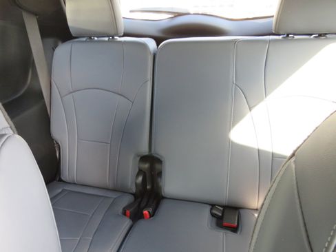 Used 2023 Buick Enclave Premium w/ Experience Buick Package image 9