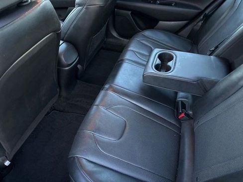 Used 2022 Hyundai Elantra Limited image 33