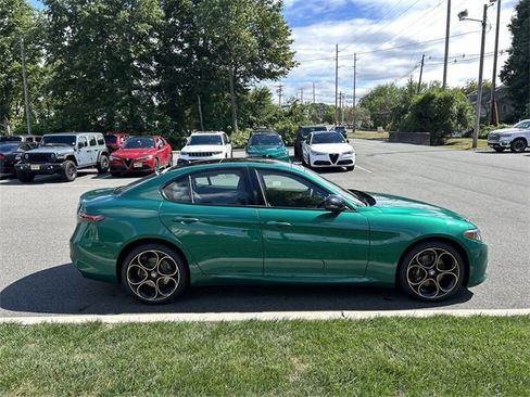 New 2025 Alfa Romeo Giulia AWD w/ Driving Assist Package image 9