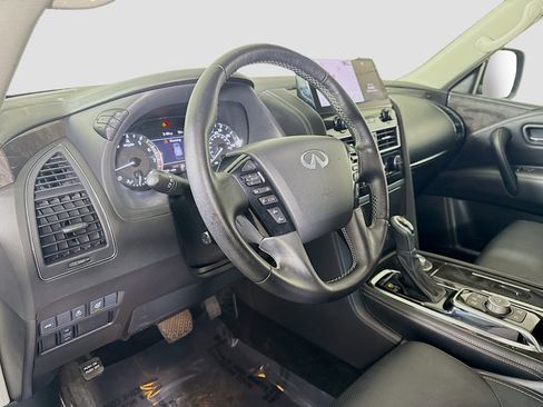 Used 2024 INFINITI QX80 Luxe image 23
