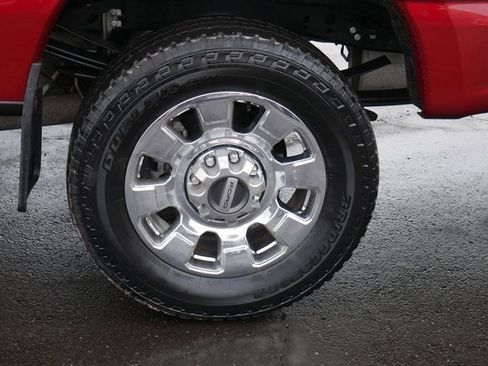 Used 2025 Ford F250 Lariat w/ Lariat Ultimate Package image 13