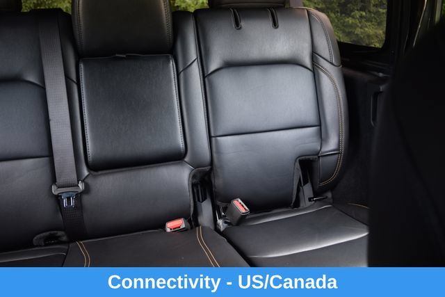 Used 2024 Jeep Wrangler Unlimited Sahara w/ Technology Group AWD/4WD image 17