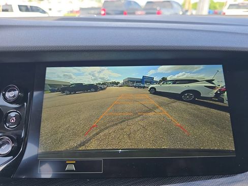 Used 2023 Buick Envision Essence FWD image 36