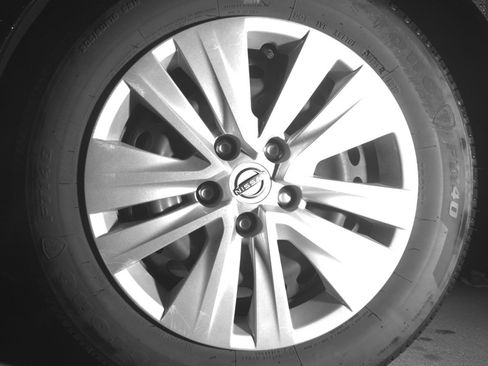 Used 2025 Nissan Sentra S FWD image 12
