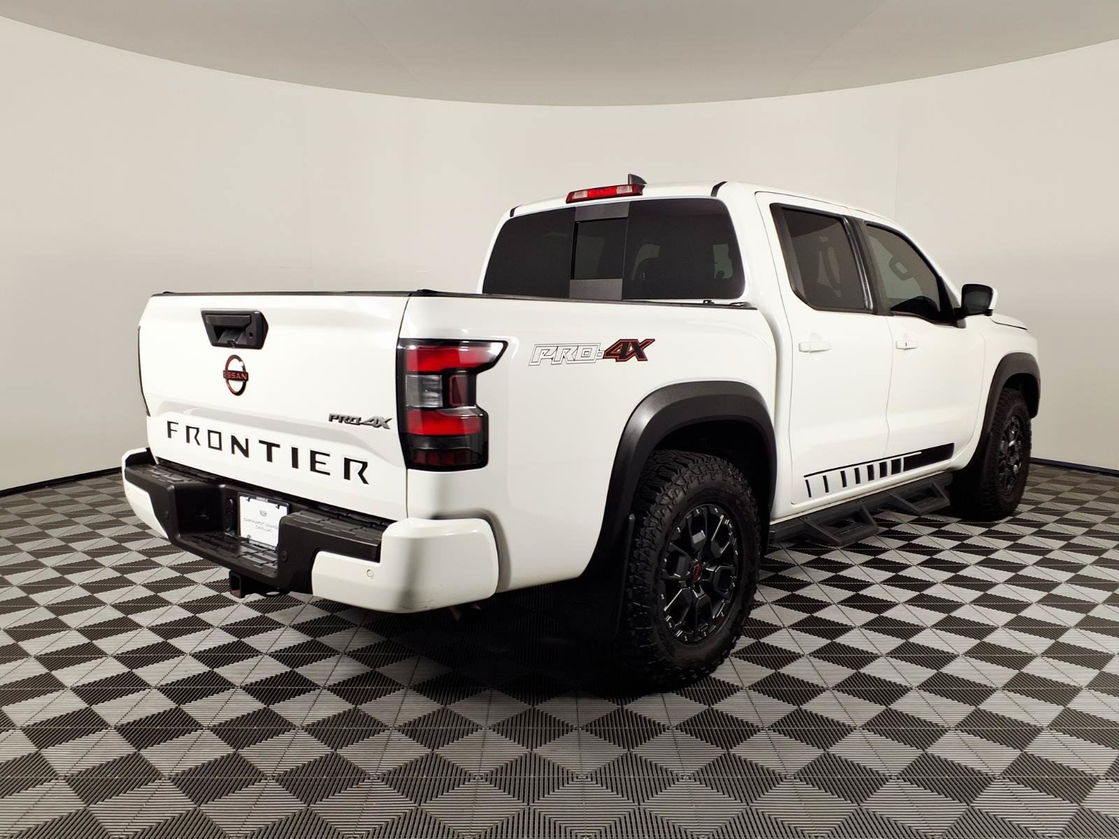 Used 2023 Nissan Frontier PRO-4X w/ Pro-4X Premium Package AWD/4WD image 4