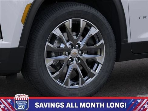 New 2026 Chevrolet Traverse LT w/ Sun and Wheel Package AWD/4WD image 9