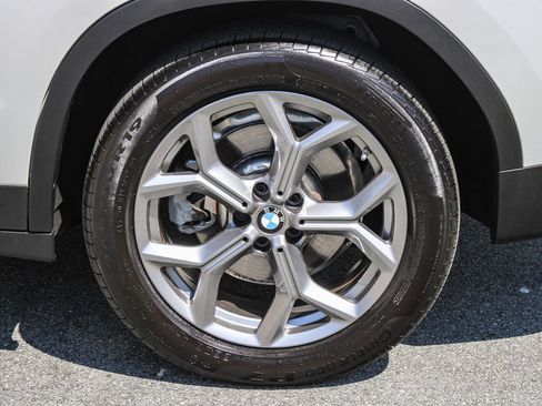 Used 2024 BMW X3 xDrive30i w/ Premium Package AWD/4WD image 10