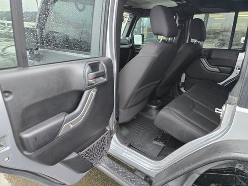 Used 2016 Jeep Wrangler Unlimited Sport w/ Quick Order Package 24S image 10