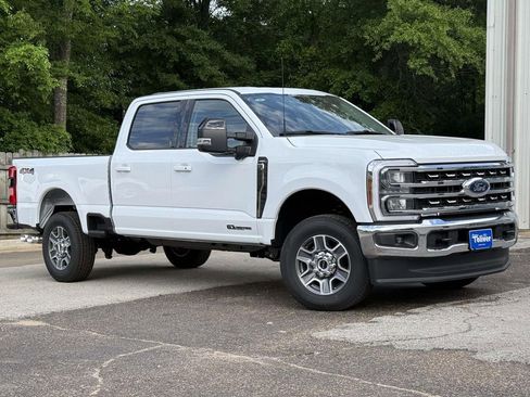 New 2026 Ford F250 XL image 2