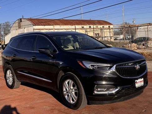 Used 2019 Buick Enclave Essence image 3