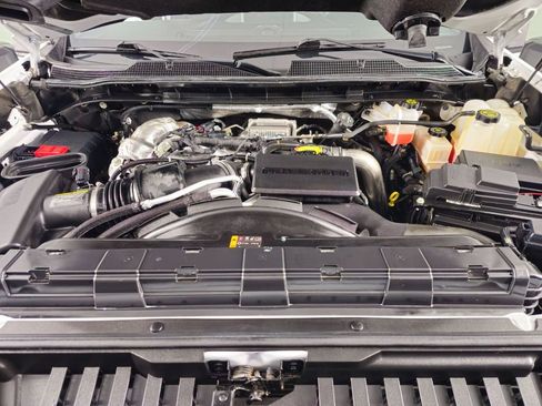 Used 2023 Chevrolet Silverado 3500 W/T w/ WT Fleet Convenience Package image 15