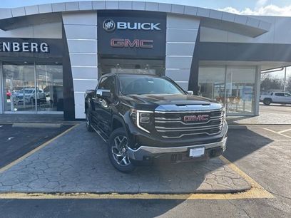 New 2026 GMC Sierra 1500 SLT w/ SLT Premium Package