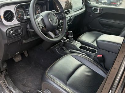 Used 2024 Jeep Gladiator Sport