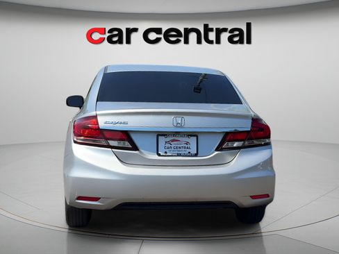 Used 2015 Honda Civic SE image 4