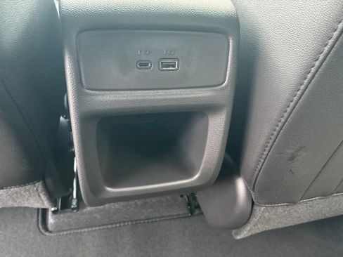 New 2026 Chevrolet Trax LT w/ LT Convenience Package FWD image 23