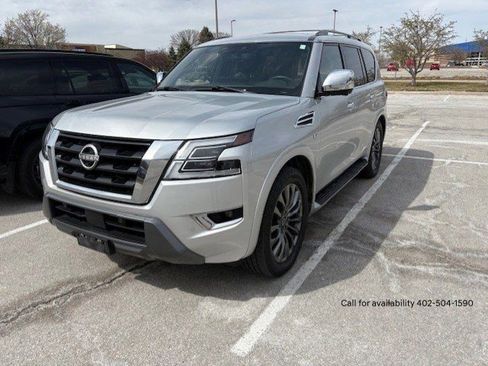 Used 2022 Nissan Armada Platinum image 1