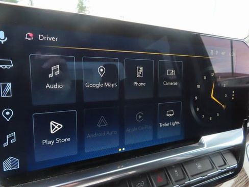 Used 2025 Chevrolet Silverado 1500 LT image 24