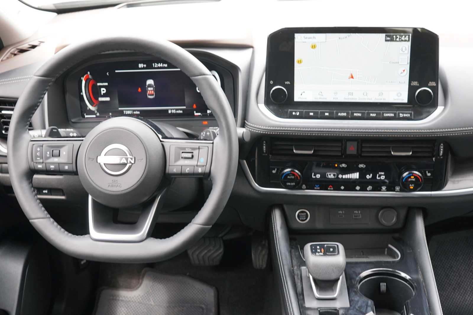 Used 2023 Nissan Rogue Platinum w/ Platinum Premium Package FWD image 20