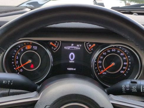 Used 2019 Jeep Wrangler Unlimited Sport S AWD/4WD image 24