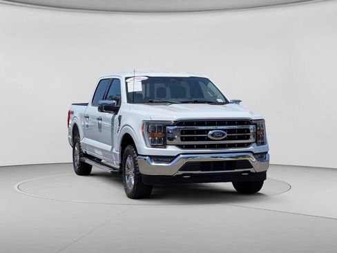 Used 2023 Ford F150 Lariat AWD/4WD image 2