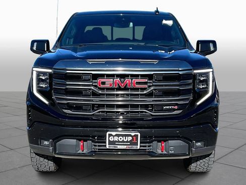 Certified 2022 GMC Sierra 1500 AT4 w/ AT4 Preferred Package image 3
