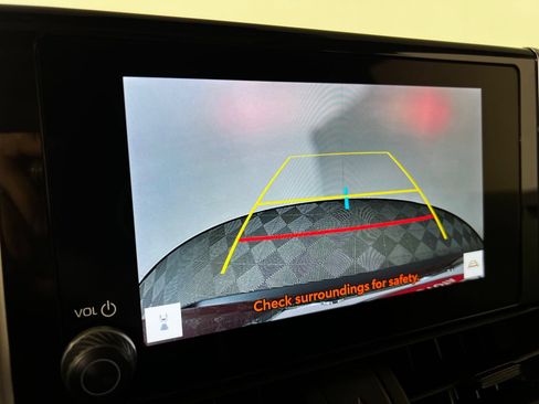 Certified 2025 Toyota RAV4 XLE w/ Convenience Package FWD image 16