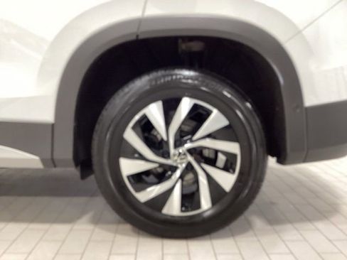 Certified 2025 Volkswagen Tiguan S image 22